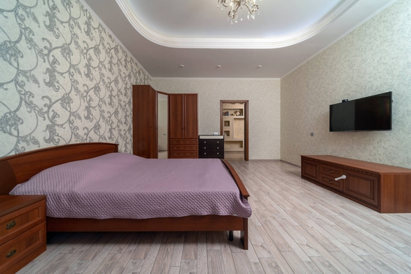 
   Продам 3-комнатную, 130 м², Курортный пр-кт, 108/6

. Фото 4.