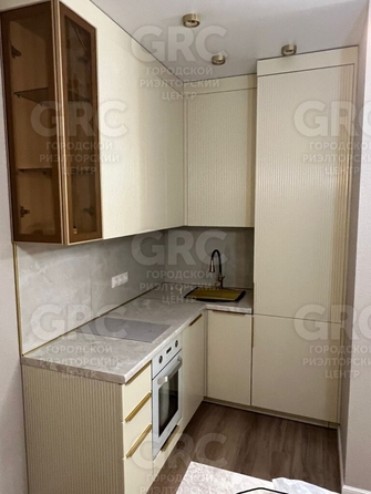 
   Продам 1-комнатную, 38 м², Ясногорская (Хостинский р-н) ул, 16/6

. Фото 10.