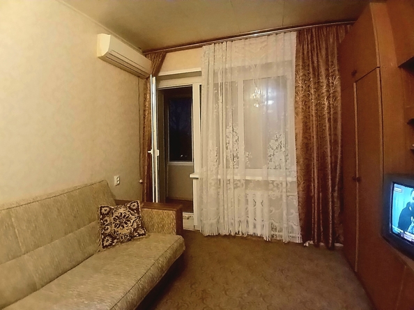 
   Продам 1-комнатную, 35 м², Шевченко ул, 249

. Фото 10.