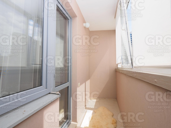
   Продам 3-комнатную, 88 м², Юных Ленинцев ул, 10

. Фото 1.