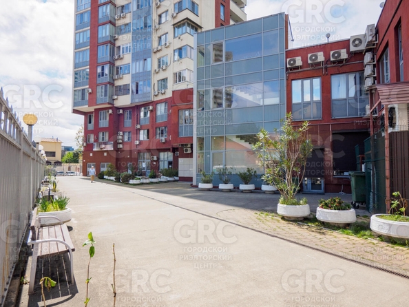 
   Продам 3-комнатную, 88 м², Юных Ленинцев ул, 10

. Фото 25.