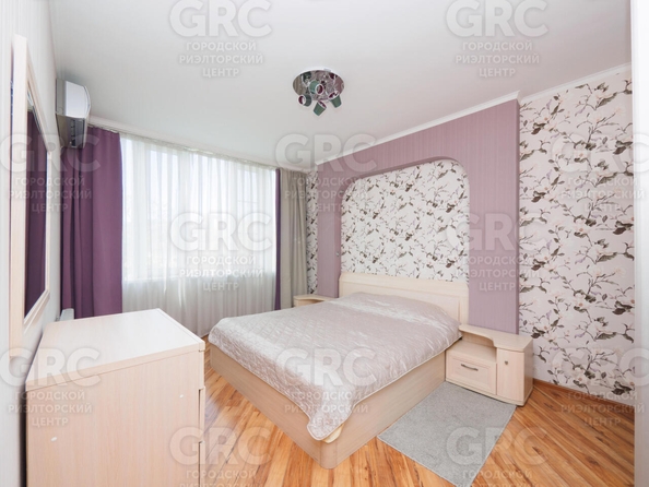 
  Продается 3-комн. квартира, 88 м², Юных Ленинцев ул, д. 10
. Фото 12.