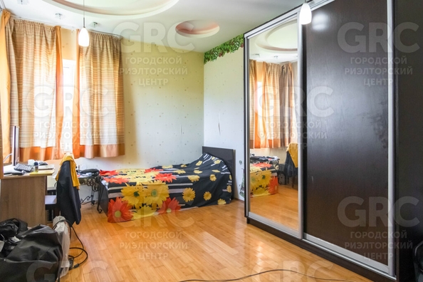 
   Продам 4-комнатную, 118.5 м², Виноградная ул, 15/1

. Фото 17.