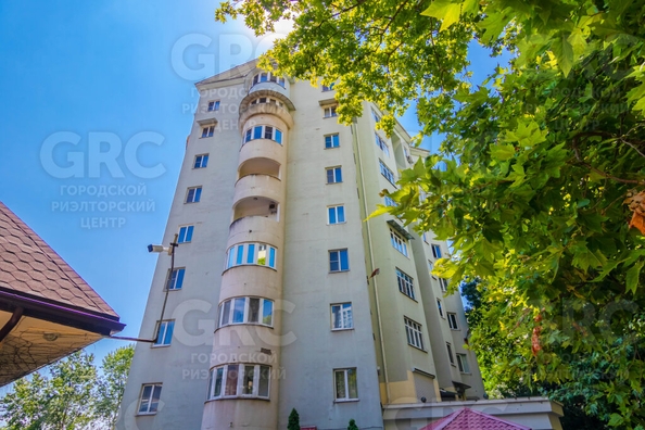 
   Продам 4-комнатную, 118.5 м², Виноградная ул, 15/1

. Фото 33.