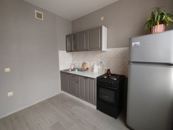 
   Продам 1-комнатную, 39.1 м², Заполярная ул, 35/8

. Фото 5.