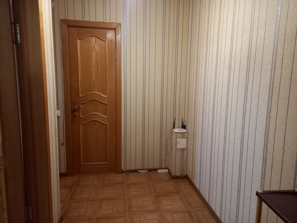 
   Продам 1-комнатную, 37 м², Стахановская ул, 19к2

. Фото 2.