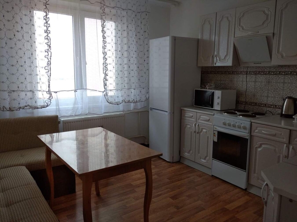 
   Продам 2-комнатную, 59 м², Супсехское ш, 26к8

. Фото 3.