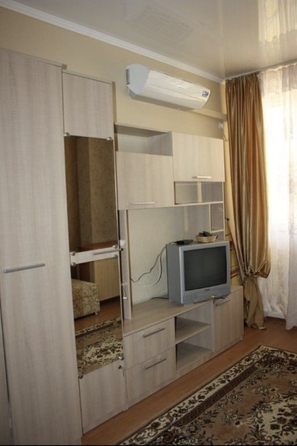 
   Продам 1-комнатную, 47 м², Шевченко ул, 288Б

. Фото 4.