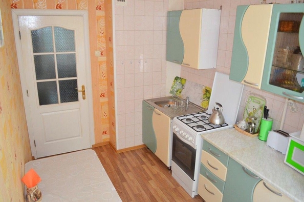 
   Продам 2-комнатную, 68 м², Ленина ул, 175

. Фото 2.