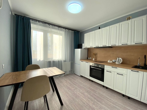 
   Продам 1-комнатную, 38 м², Адмирала Пустошкина ул, 22с1

. Фото 1.