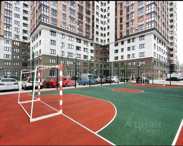 
   Продам 1-комнатную, 42 м², Толстого ул, 130к3

. Фото 11.