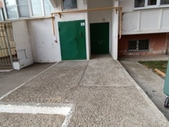 
  Продается 2-комн. квартира, 68 м², Владимирская ул, д. 140
. Фото 4.