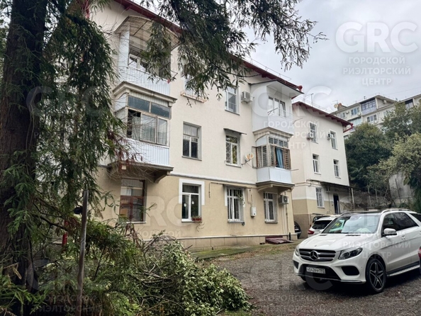 
   Продам 3-комнатную, 78 м², Дивноморская (Хостинский р-н) ул, 4

. Фото 1.