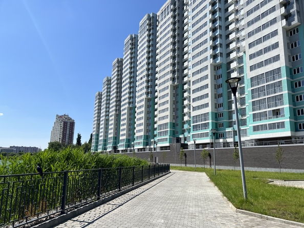 
  Продается 2-комн. квартира, 64.9 м², ЖК Дом у озера
. Фото 6.