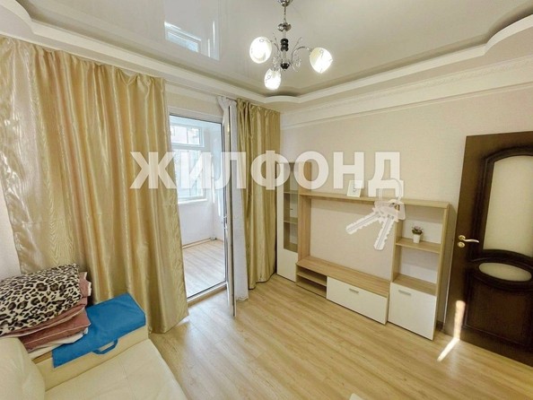
   Продам 2-комнатную, 57 м², Макаренко ул, 8Б/11

. Фото 5.