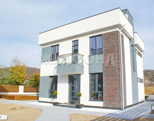
  Продается дом, 230 м², Сочи
. Фото 1.