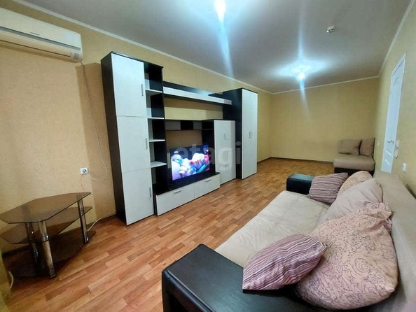 
  Сдам в аренду 1-комнатную квартиру, 42 м², Краснодар

. Фото 3.