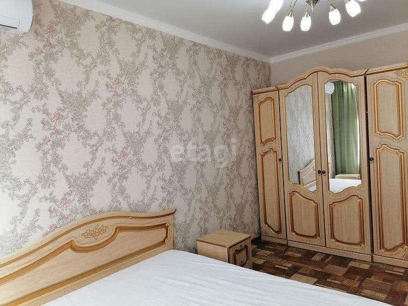 
  Сдам в аренду 2-комнатную квартиру, 56 м², Краснодар

. Фото 1.