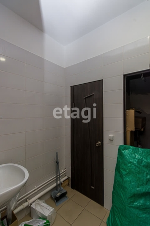 
  Сдается офис, 32.3 м², Российская ул, д. 74/2
. Фото 7.