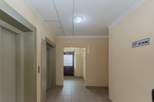 
   Продам 2-комнатную, 65 м², Коммунаров ул, 270

. Фото 33.