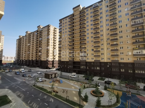 
   Продам 2-комнатную, 52.3 м², Героя Ростовского ул, 8

. Фото 11.