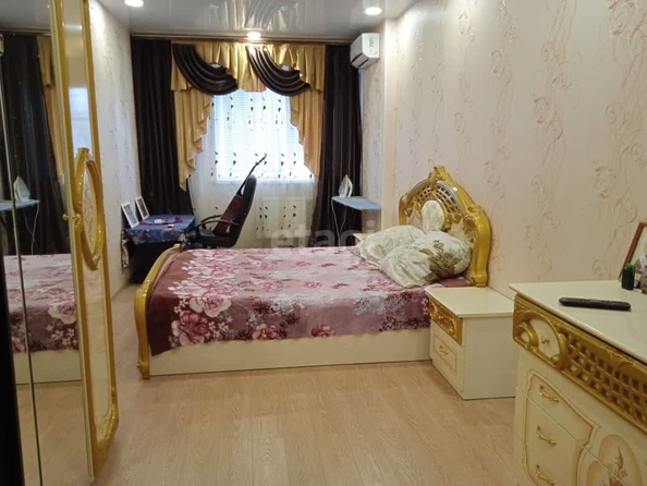 
   Продам 1-комнатную, 40 м², Цезаря Куникова ул, 35

. Фото 2.