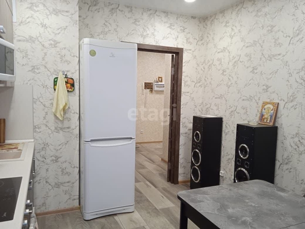 
   Продам 1-комнатную, 40 м², Цезаря Куникова ул, 35

. Фото 4.