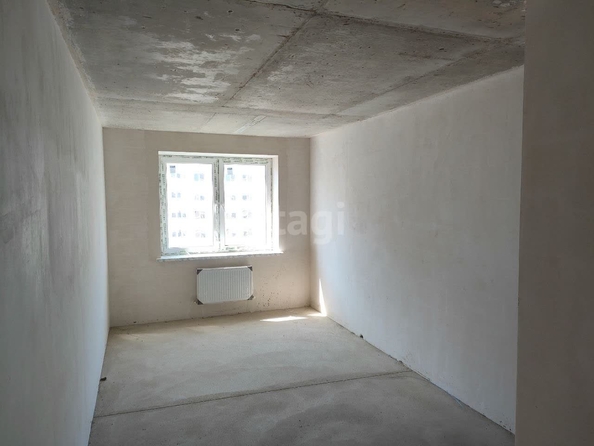 
   Продам 1-комнатную, 34.9 м², Героя Яцкова И.В. ул, 1/10

. Фото 3.