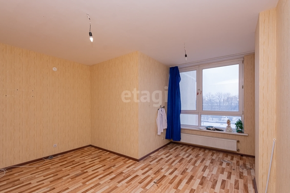 
   Продам 3-комнатную, 100.1 м², Александра Покрышкина ул, 4/10

. Фото 1.