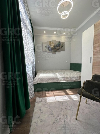 
   Продам 3-комнатную, 62 м², Просвещения ул, 81

. Фото 5.