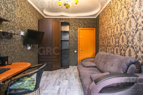 
   Продам 3-комнатную, 100 м², Грибоедова ул, 30

. Фото 14.