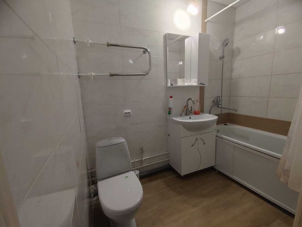 
   Продам 1-комнатную, 37 м², Адмирала Пустошкина ул, 10

. Фото 16.