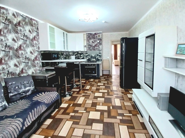 
   Продам 1-комнатную, 42 м², Ленина ул, 233

. Фото 8.