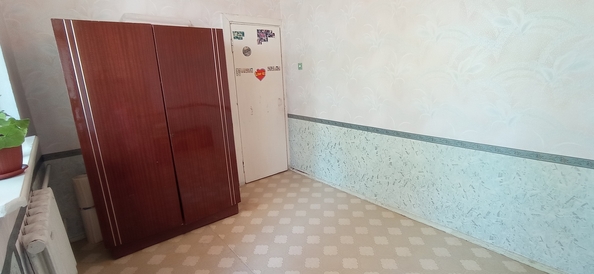 
   Продам 4-комнатную, 70 м², Авиационная ул, 7

. Фото 13.