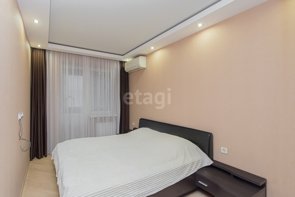 
   Продам 3-комнатную, 73.4 м², Сергея Есенина ул, 131

. Фото 1.