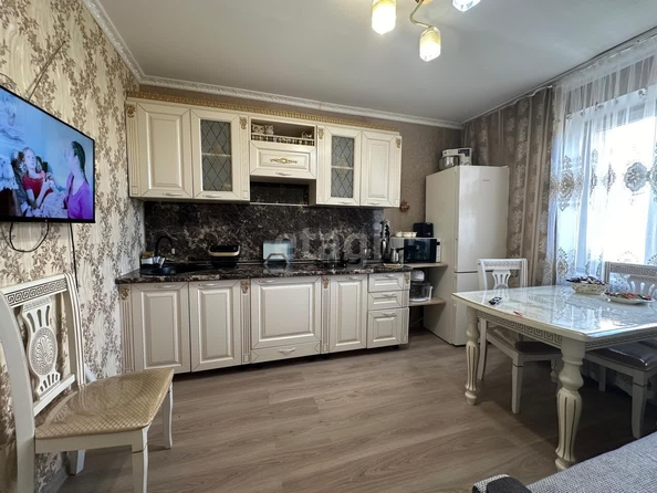 
   Продам 2-комнатную, 64.5 м², Тургенева ул, 148/1

. Фото 3.