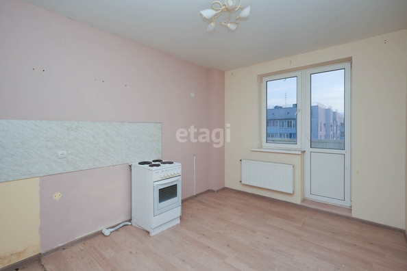 
   Продам 1-комнатную, 51.6 м², Александра Покрышкина ул, 2/2

. Фото 4.