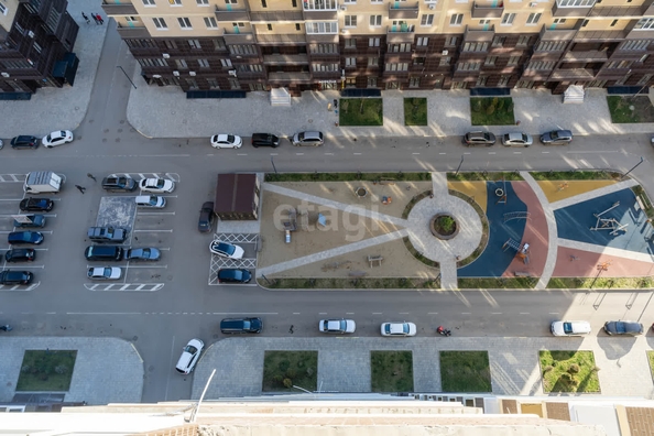 
   Продам 1-комнатную, 36 м², Героя Ростовского ул, 8/4

. Фото 16.