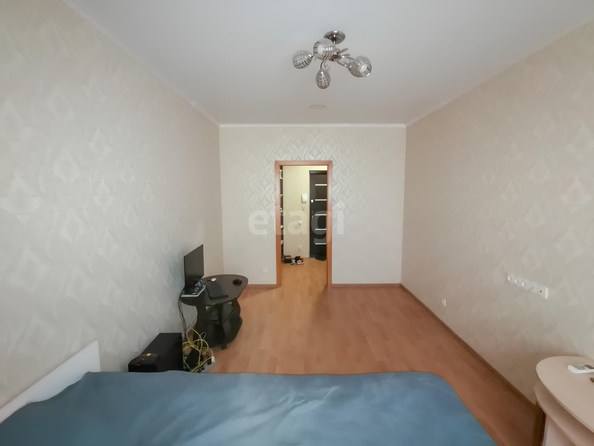 
   Продам 1-комнатную, 37.7 м², Сергея Есенина ул, 110/2

. Фото 3.