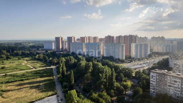 
   Продам 2-комнатную, 73.4 м², Дмитрия Благоева ул, 31/2

. Фото 12.