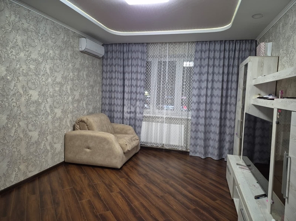 
   Продам 2-комнатную, 59.6 м², Героя Яцкова И.В. ул, 15/2

. Фото 2.