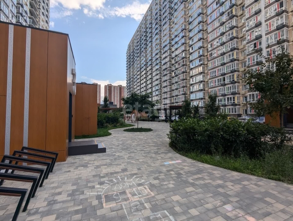 
   Продам 2-комнатную, 54.7 м², Героя Георгия Бочарникова ул, 4/2

. Фото 11.