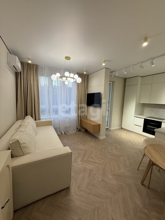 
   Продам 1-комнатную, 45 м², Героев-Разведчиков ул, 8/2

. Фото 11.