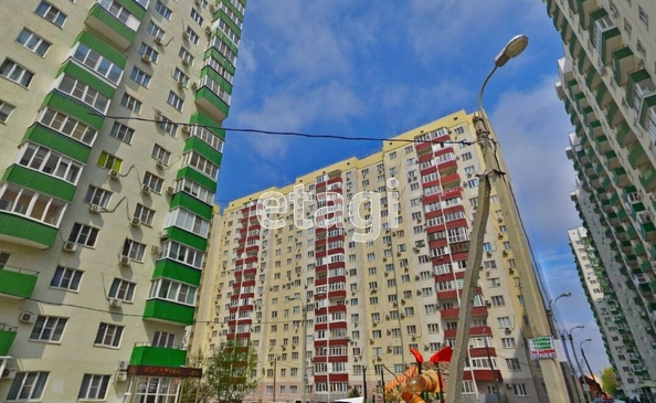 
  Сдам в аренду 1-комнатную квартиру, 40 м², Краснодар

. Фото 12.