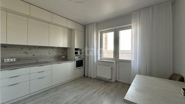 
   Продам 2-комнатную, 55.9 м², Мурата Ахеджака ул, 12/8

. Фото 31.