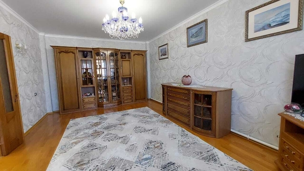 
   Продам 2-комнатную, 93 м², Родниковая ул, 2/4

. Фото 7.