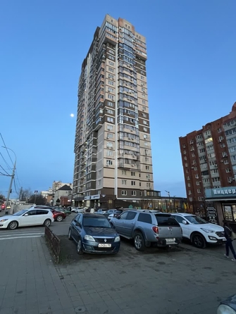 
   Продам 3-комнатную, 94.2 м², 40-летия Победы ул, 60

. Фото 30.