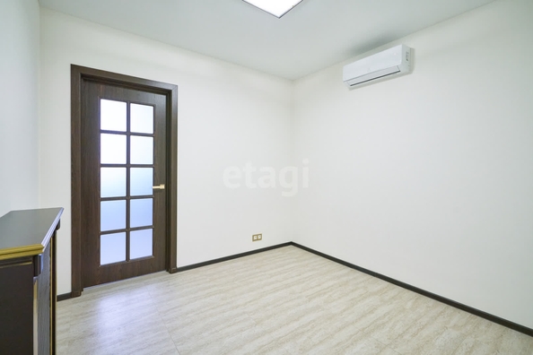 
   Продам 2-комнатную, 56 м², Гаражная ул, 87/1

. Фото 15.