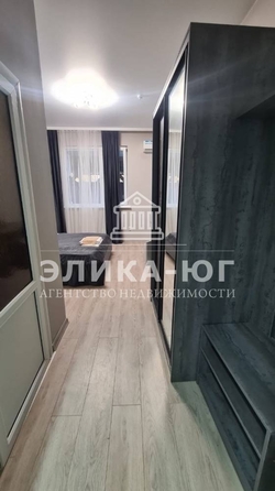 
  Продается 1-комн. квартира, 21 м², Приморская ул
. Фото 4.
