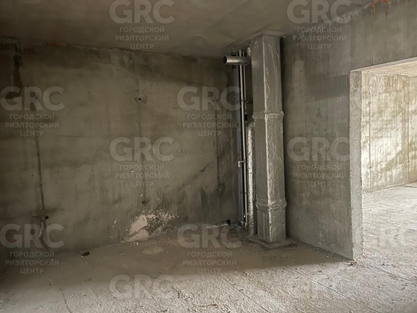 
  Продается 2-комн. квартира, 82.2 м², Туапсинская ул, д. 19
. Фото 43.